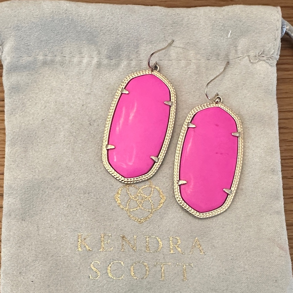 Kendra Scott Fuchsia and Gold Statement Earrings